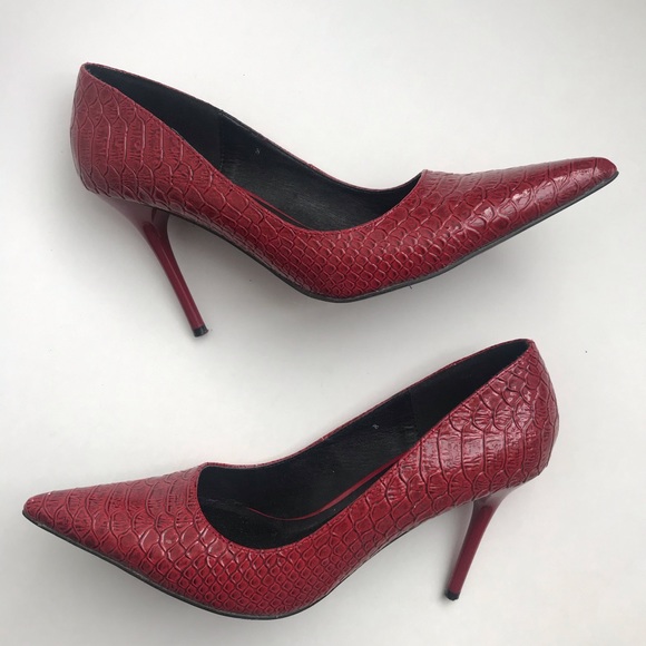 COPY - Roberto Vianni Red Snake Print Leather Pumps sz 8 - Picture 1 of 5